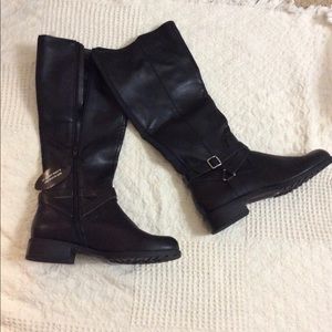 MACYS STYLE N CO Black Leather Boots